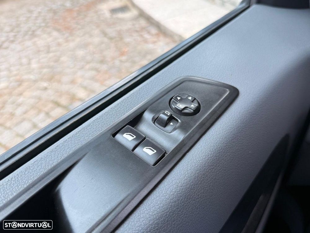 Peugeot Traveller 1.5 BlueHDi L3H1 Long - 32