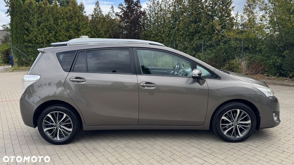 Toyota Verso 1.8 7-Sitzer Executive - 17