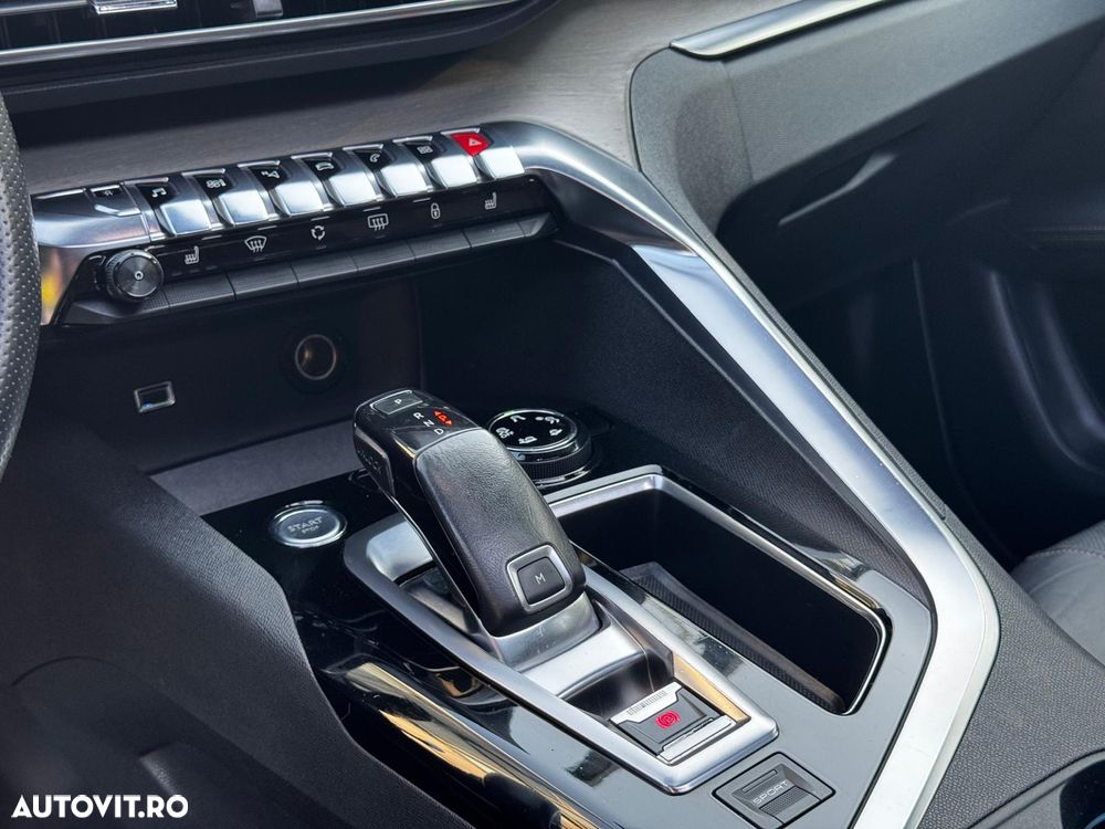 Peugeot 3008 BlueHDi 180 Stop & Start EAT6 GT - 12