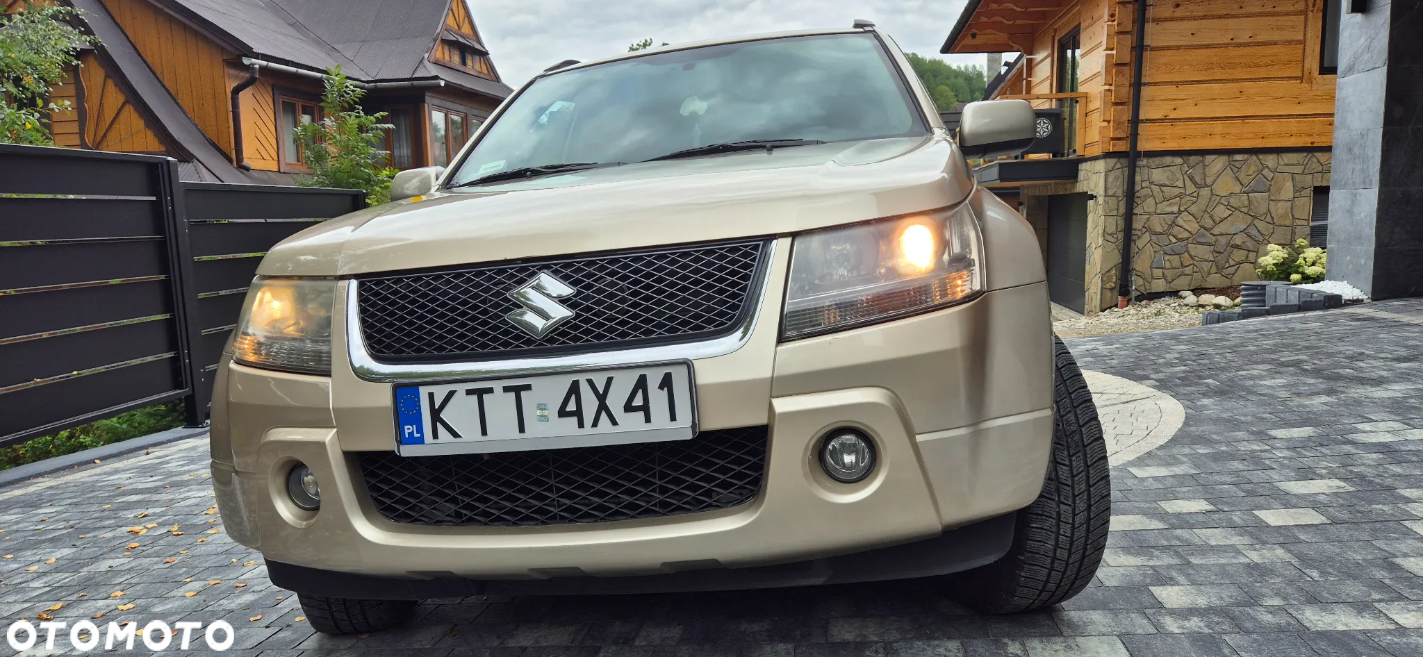 Suzuki Grand Vitara 2.0 - 26
