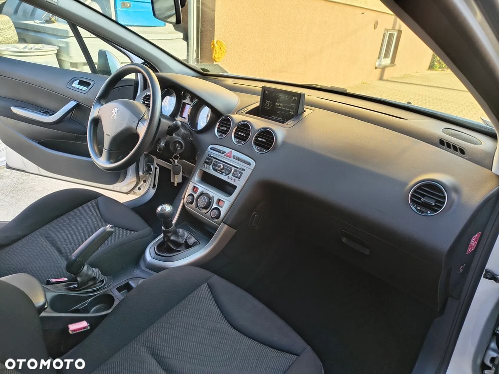 Peugeot 308 - 16