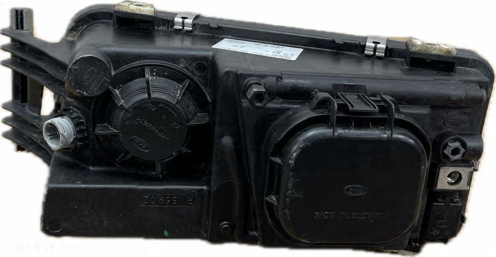 MAN TGS TGX LIONS CITY LAMPA REFLEKTOR PRAWA PRZÓD 5690200028 16.01.18 - 10