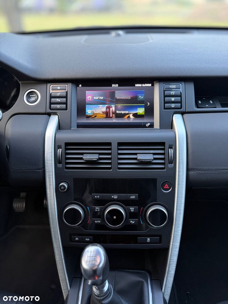 Land Rover Discovery Sport - 18