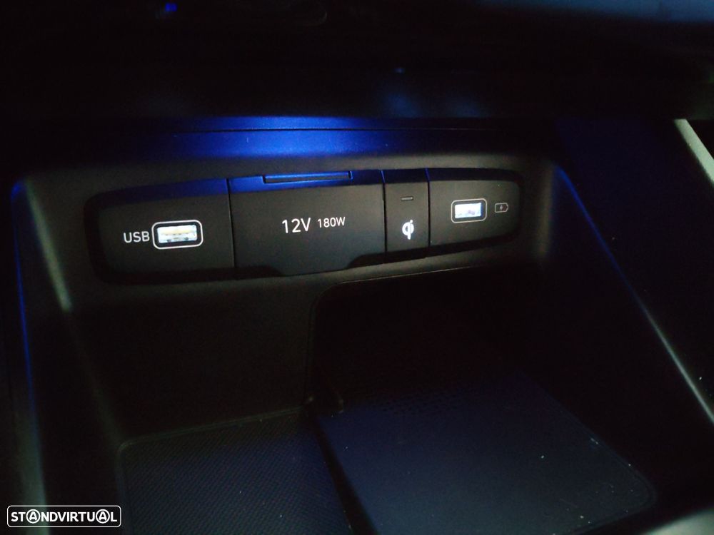 Hyundai Tucson 1.6 CRDi Vanguard DCT - 23