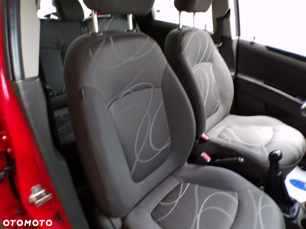 Chevrolet Spark - 22