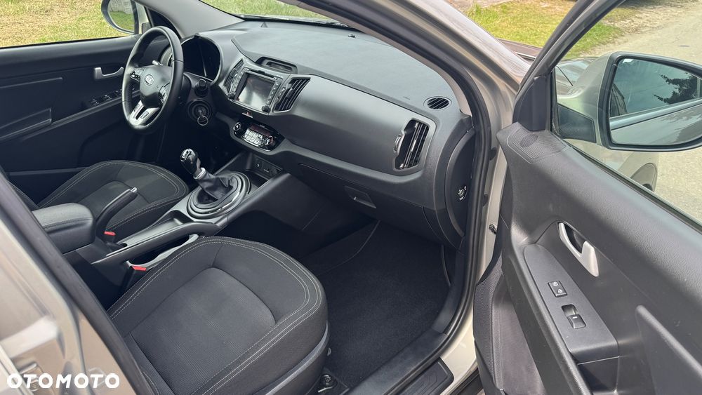 Kia Sportage 1.6 GDI 2WD Attract - 12