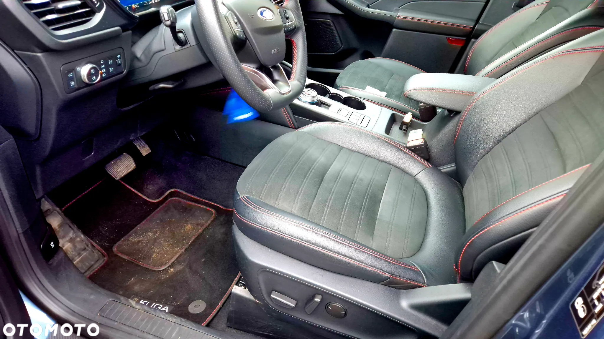 Ford Kuga 2.5 Duratec PHEV ST-LINE - 22