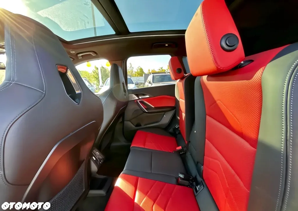 BMW X1 M35i xDrive - 10