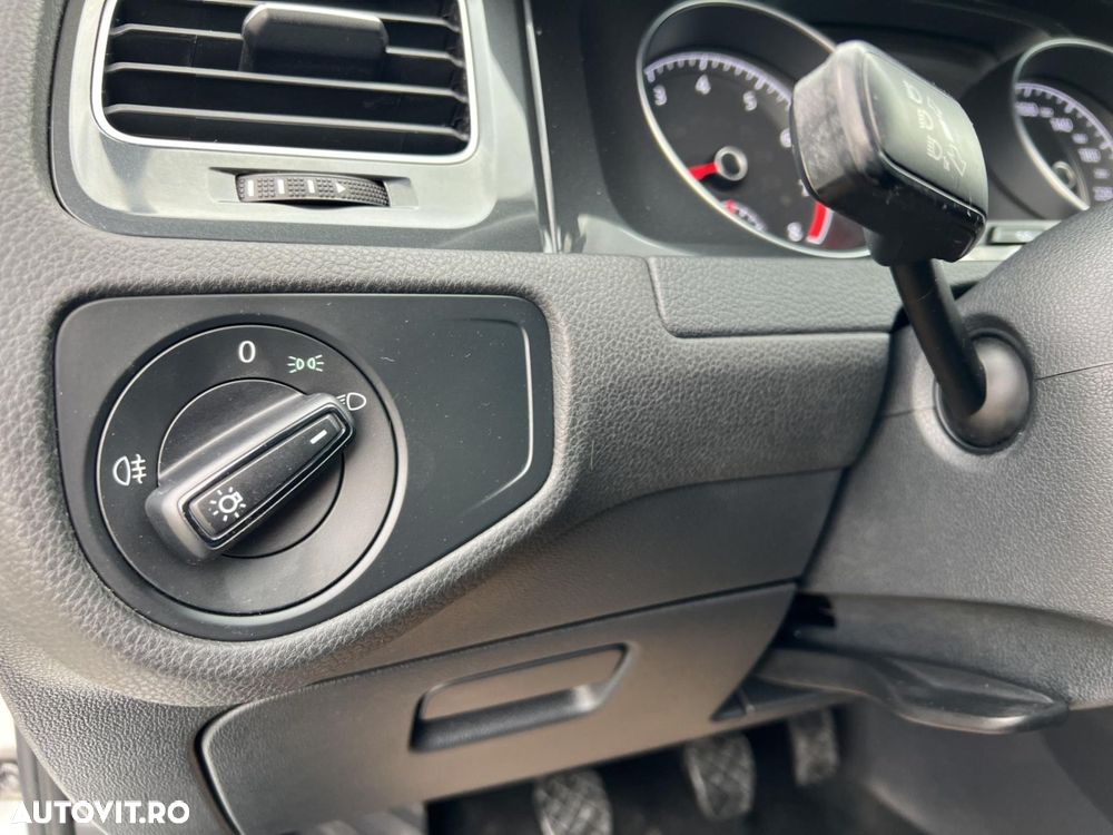 Volkswagen Golf 1.0 TSI Trendline - 24