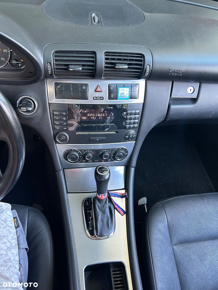 Mercedes-Benz Klasa C 200 Kompressor Automatik Avantgarde Sport Edition - 9