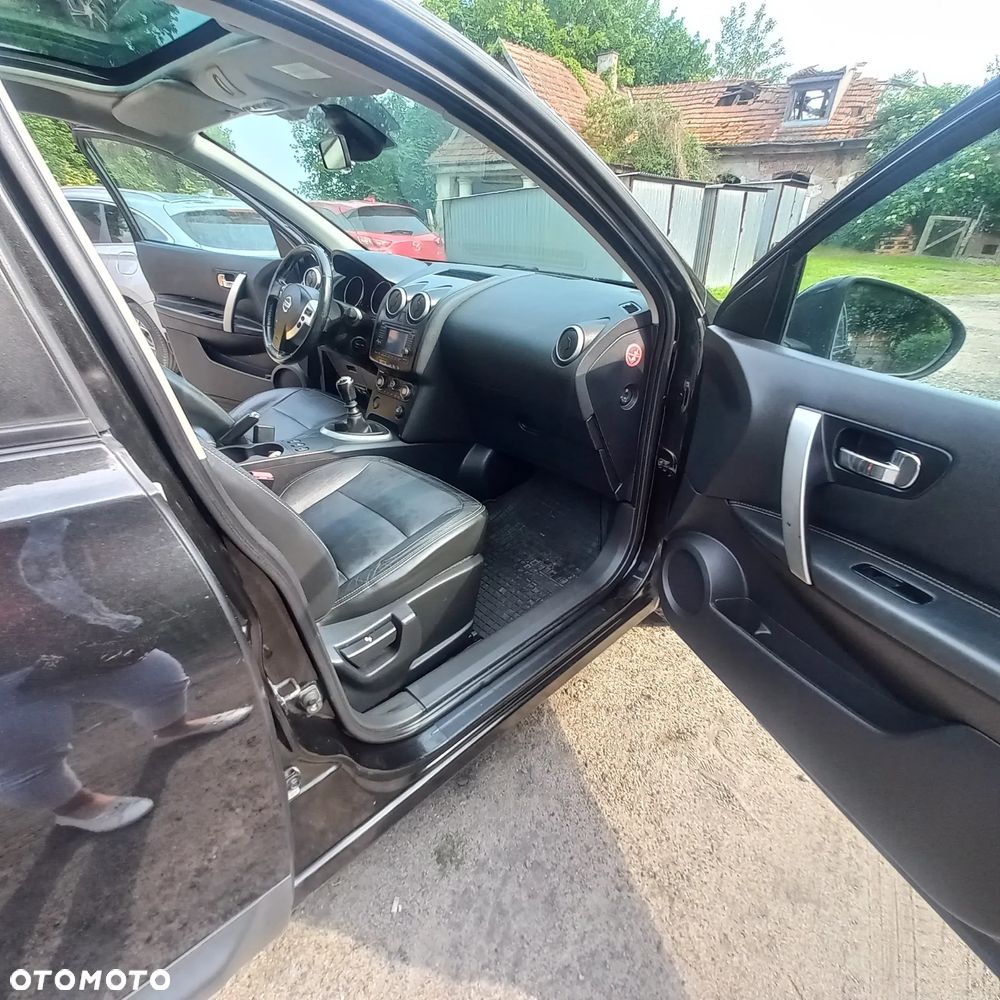 Nissan Qashqai+2 - 12