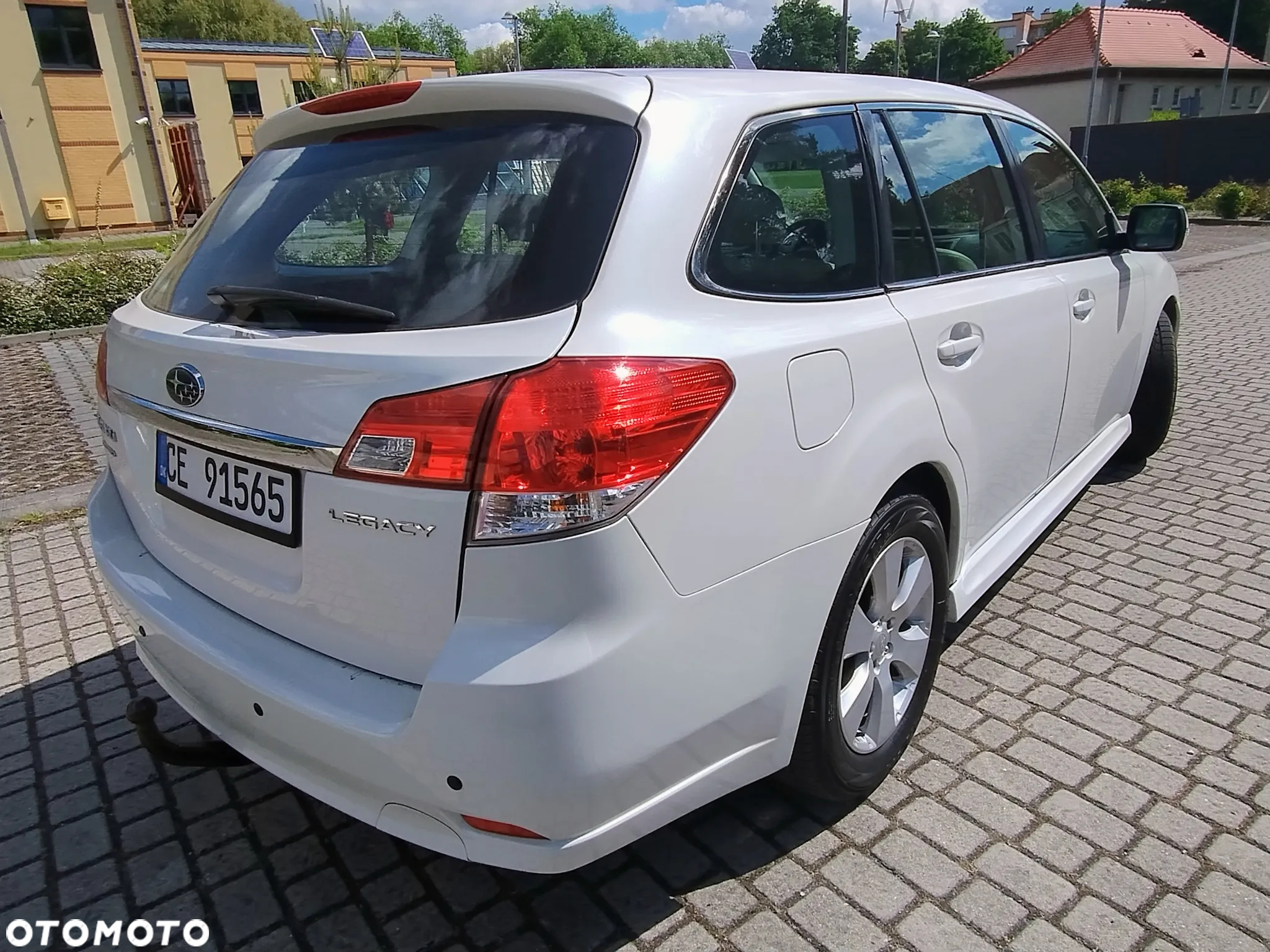 Subaru Legacy 2.5i Comfort Navi - 3