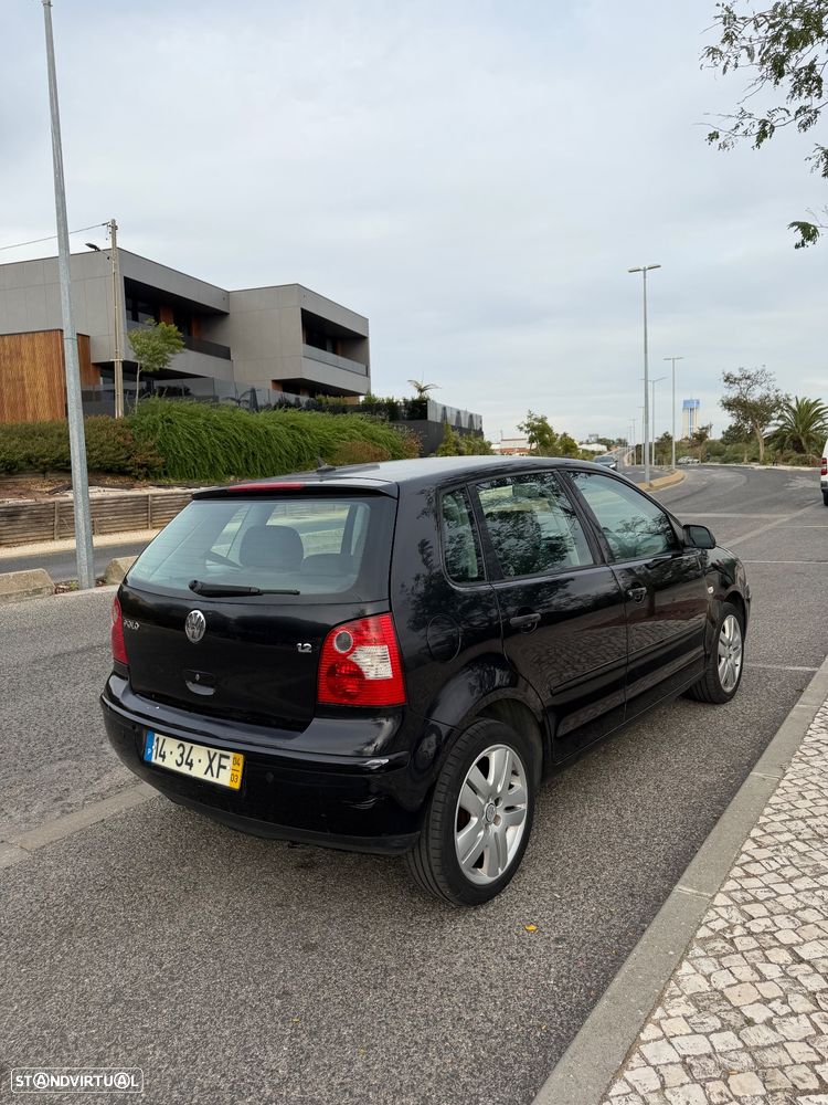 Volkswagen Polo 2004 photo 2