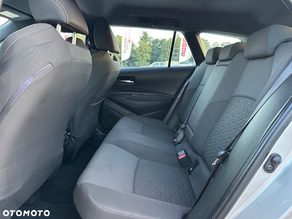 Toyota Corolla 1.8 Hybrid - 22