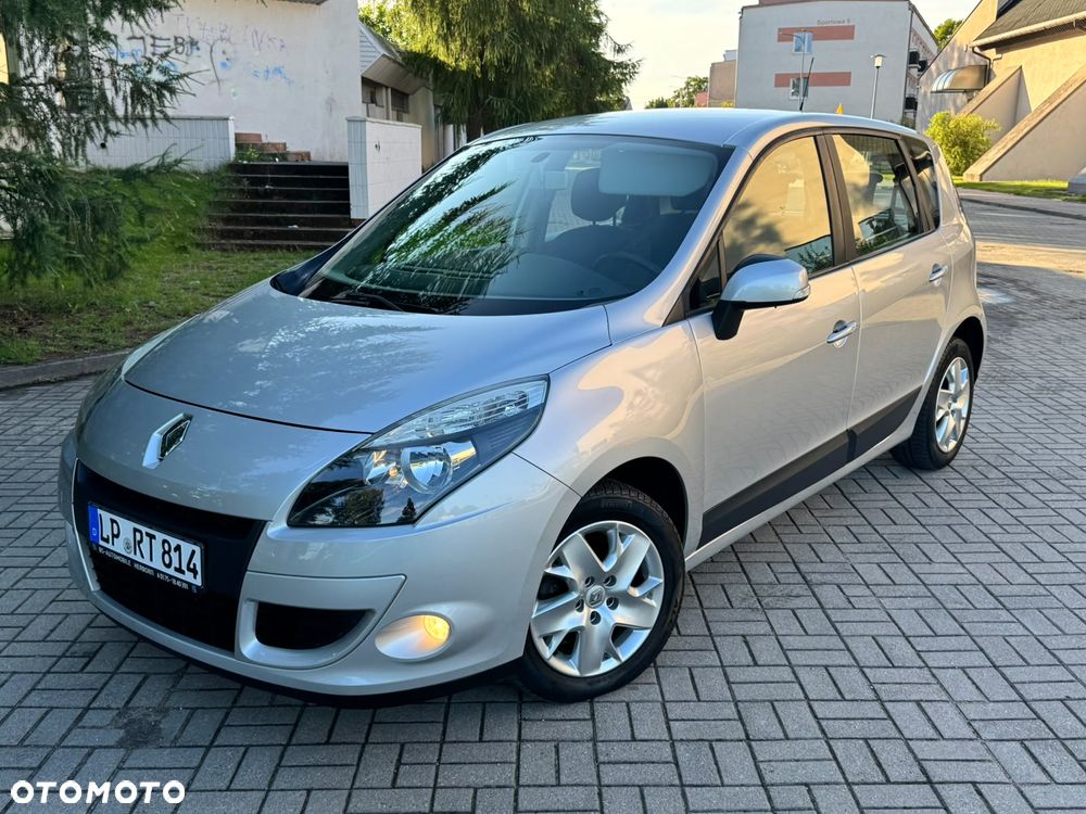 Renault Scenic 1.6 16V 110 TomTom Edition - 1