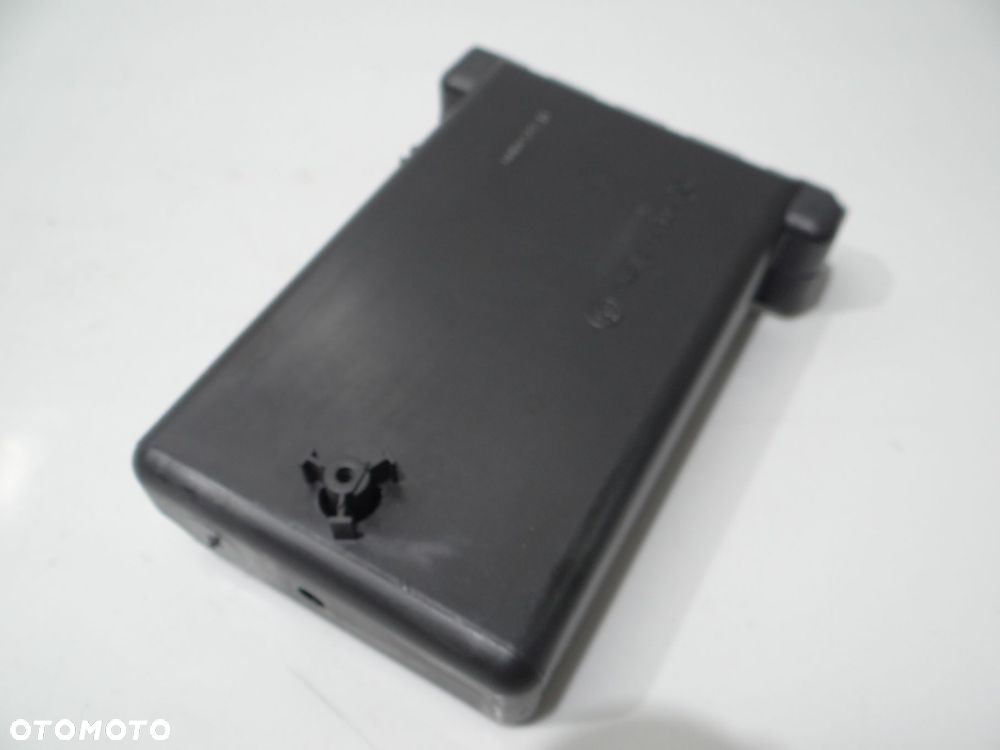 BMW E60 E61 SZUFLADA UCHWYT NA KUBKI 7063411 EU - 2