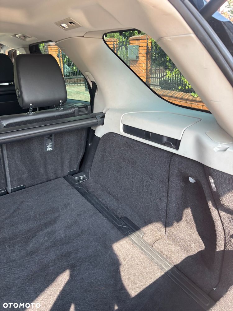 Land Rover Discovery 2.0 SD4 HSE - 16