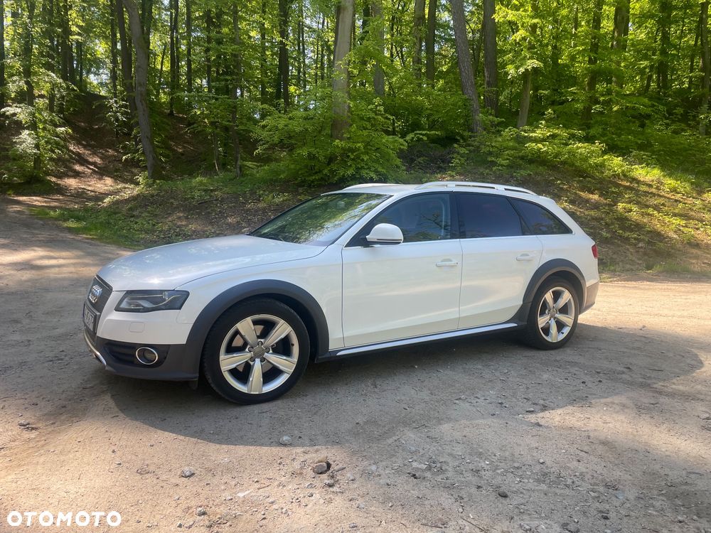 Audi A4 Allroad - 1