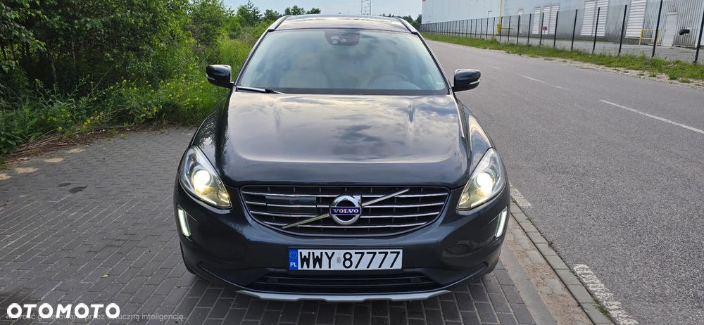 Volvo XC 60 D4 AWD Geartronic Summum - 4