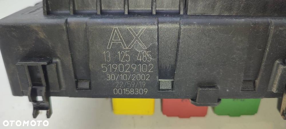 SKRZYNKA BEZPIECZNIKÓW OPEL VECTRA C 13125485 - 4