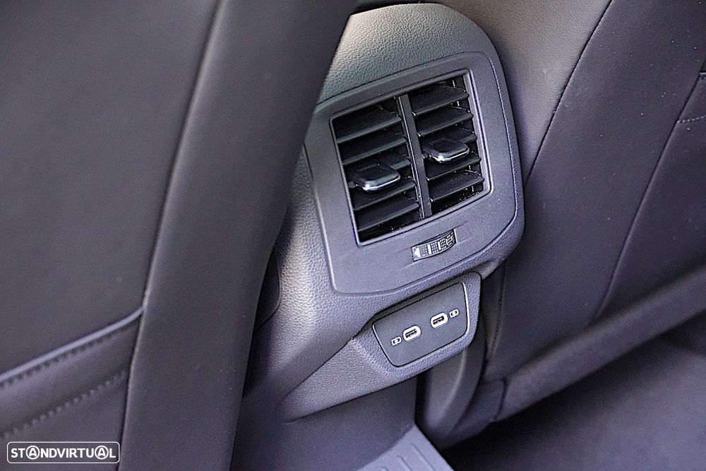 VW T-Roc 2.0 TDI R-Line DSG - 26