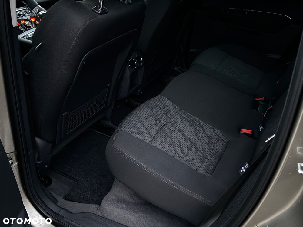 Peugeot 3008 1.6 Style - 26