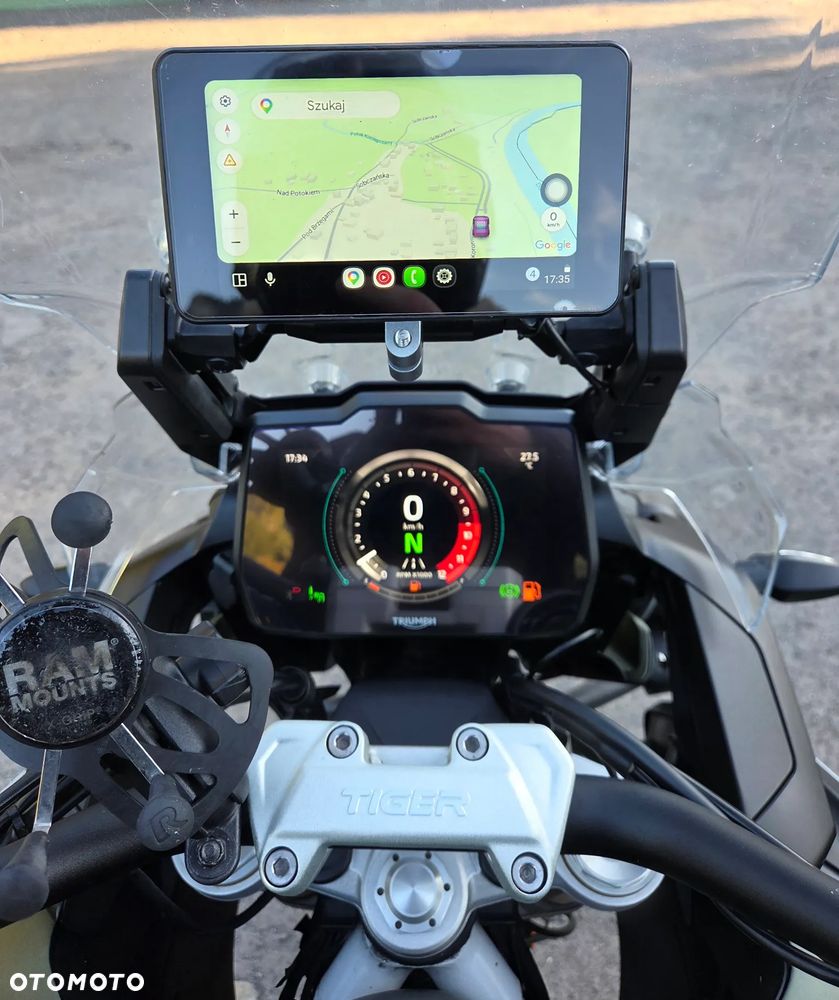 Triumph Tiger - 9