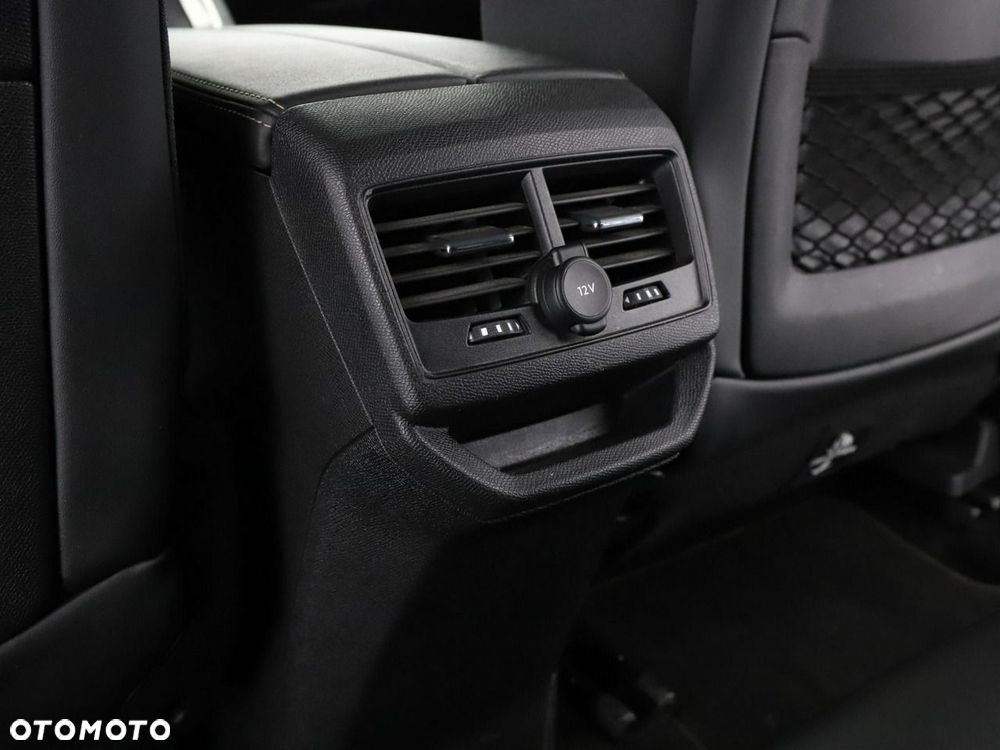 Peugeot 3008 2.0 BlueHDi GT S&S EAT8 - 40