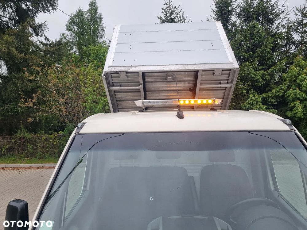Mercedes-Benz Sprinter - 36