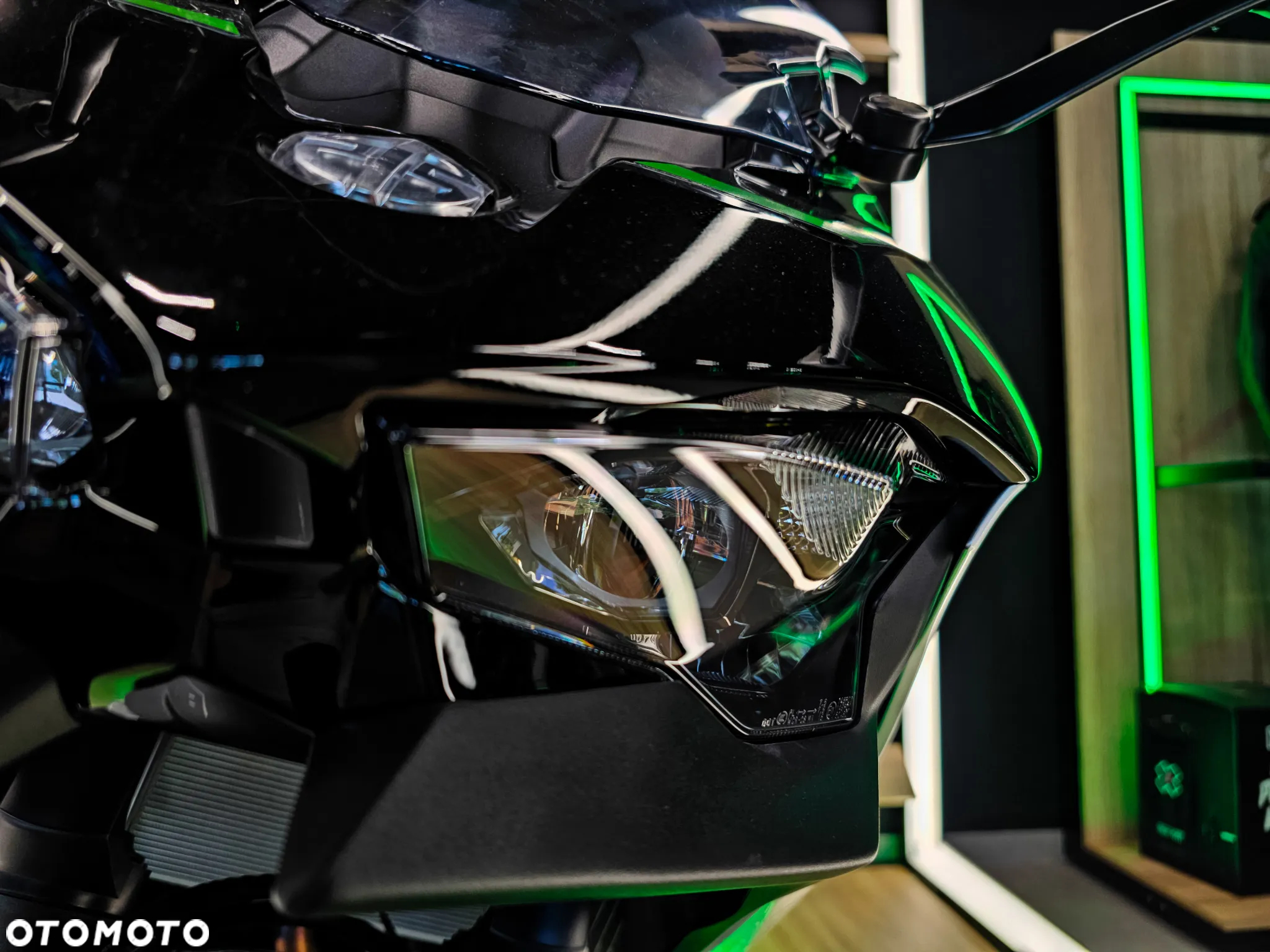 Kawasaki Ninja - 7