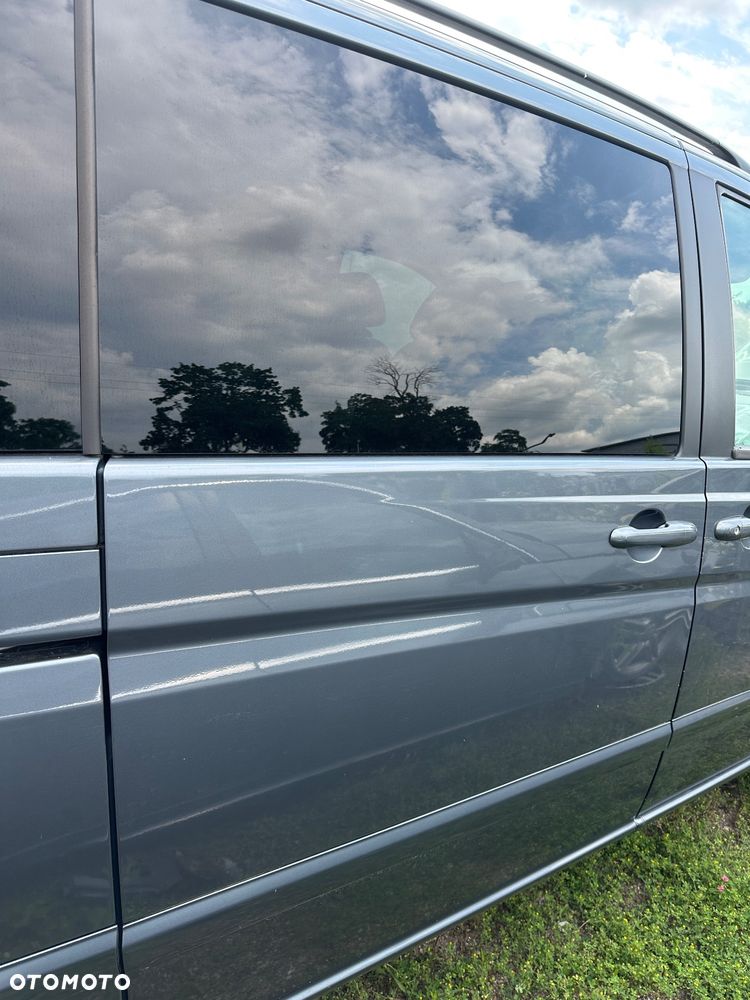 Mercedes VIANO 2,2 cdi 2012r karoseria dokumenty drzwi maska fotel klapa szyba stolik lampa lift relingi skrzynia tapicerka części long - 5