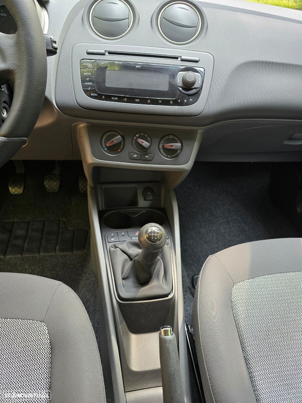 SEAT Ibiza - 14