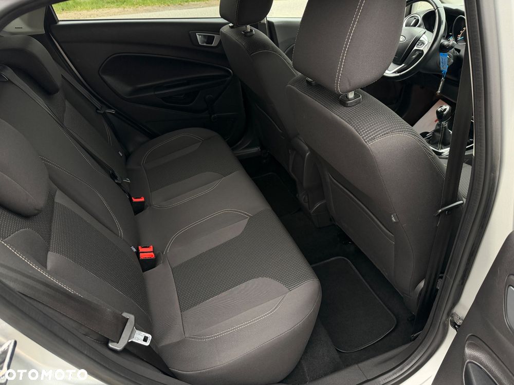 Ford Fiesta 1.0 EcoBoost S&S TITANIUM - 8