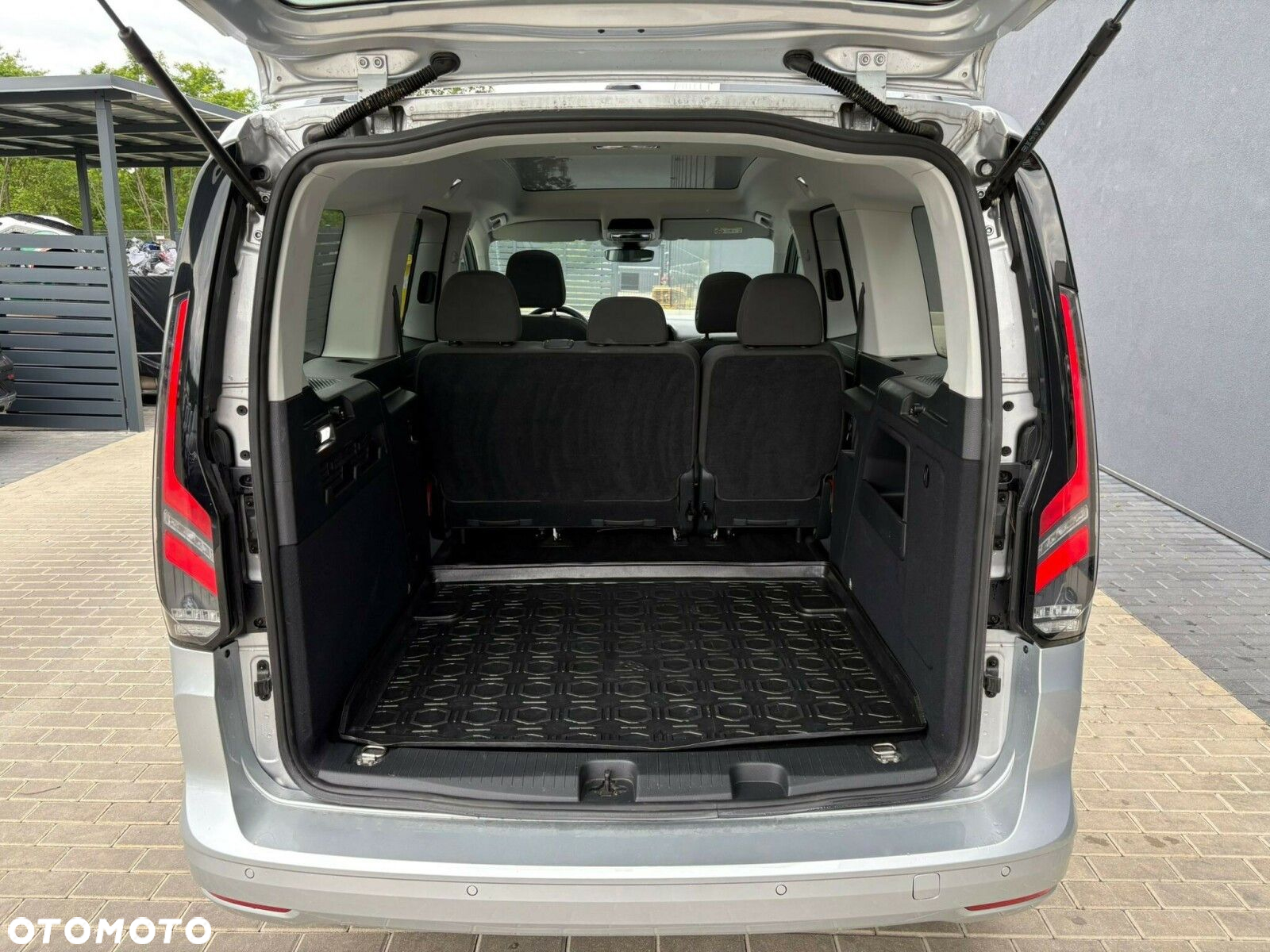 Ford Tourneo Connect 2.0 EcoBlue Titanium - 18