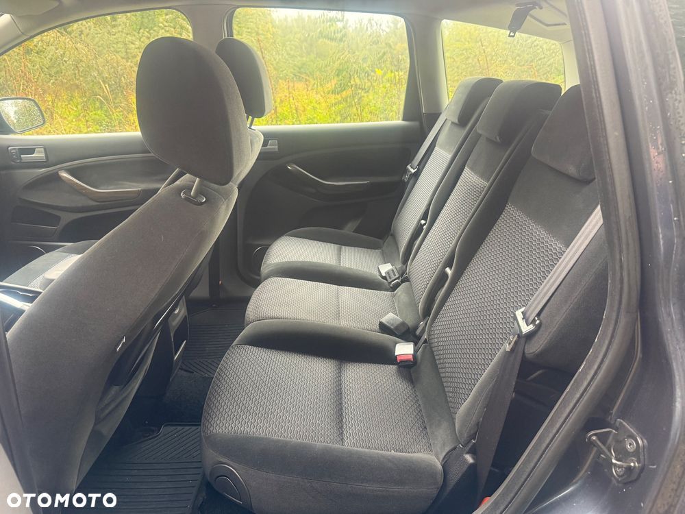 Ford C-MAX 2.0 TDCi DPF Ghia - 11