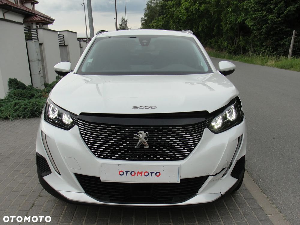 Peugeot 2008 1.2 Pure Tech Allure S&S - 14