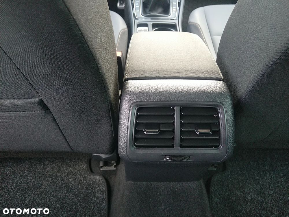 Volkswagen Golf 1.2 TSI BlueMotion Technology Allstar - 18