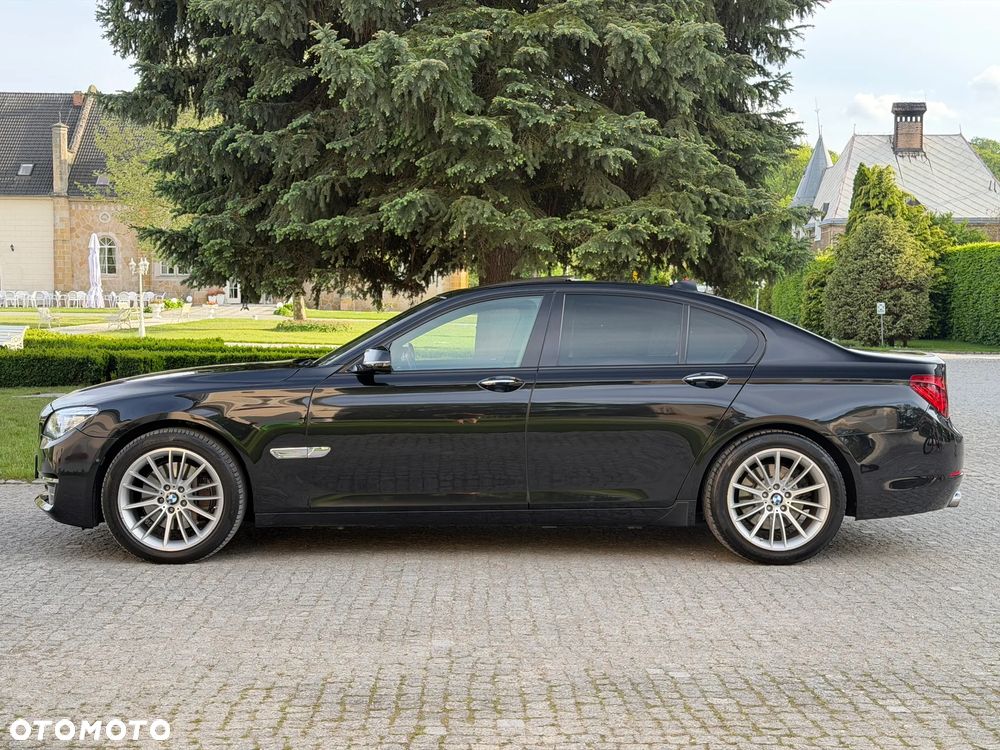 BMW Seria 7 730d xDrive - 9