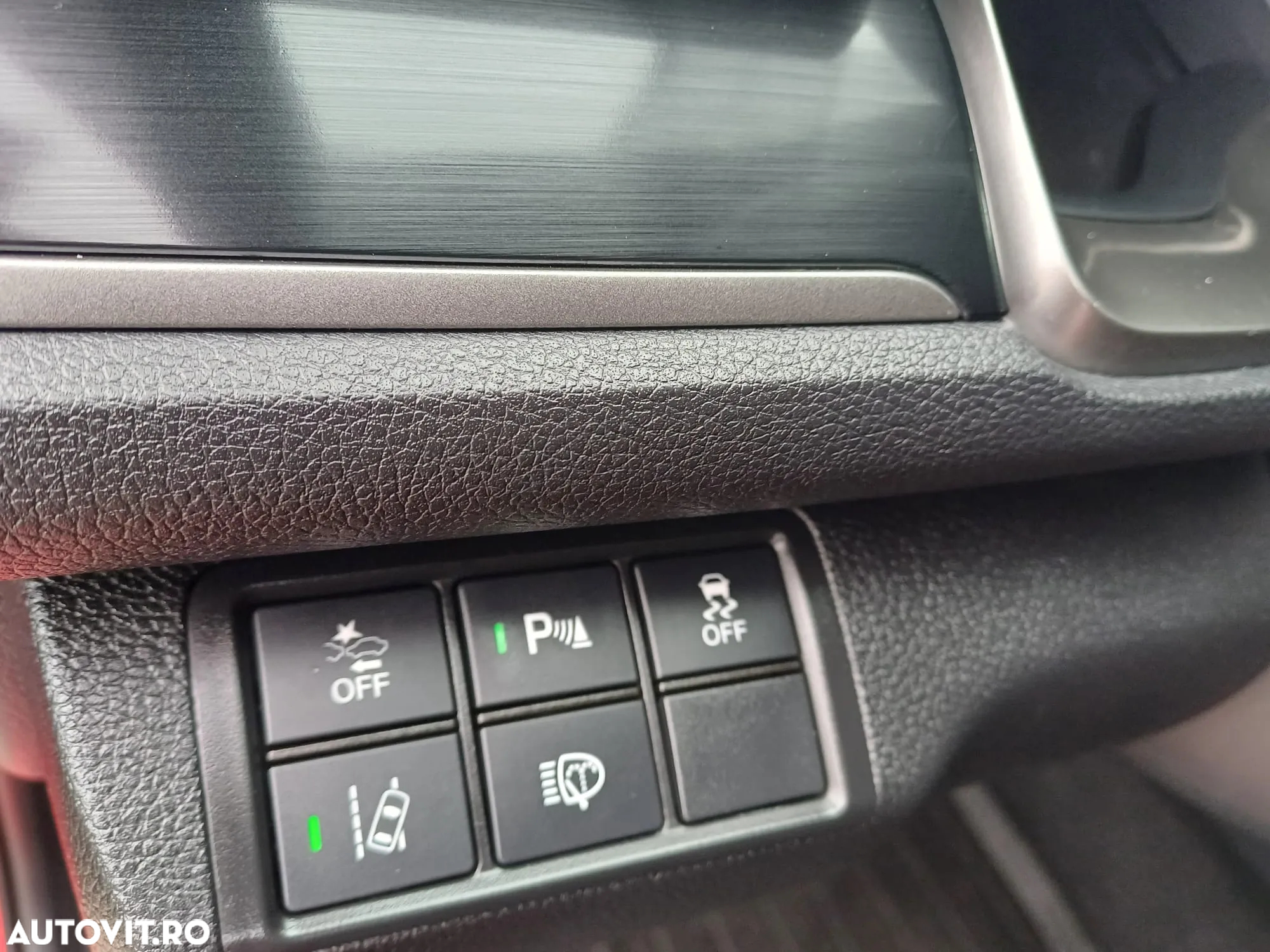 Honda Civic 1.5 VTEC Turbo CVT Sport Plus - 13