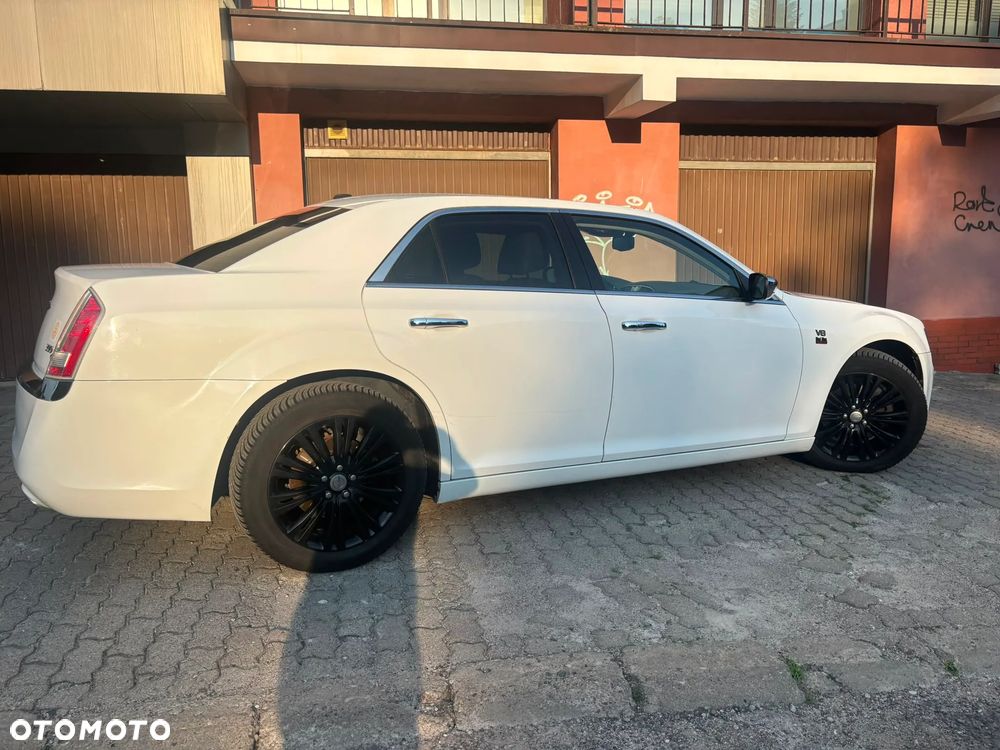 Chrysler 300C - 6