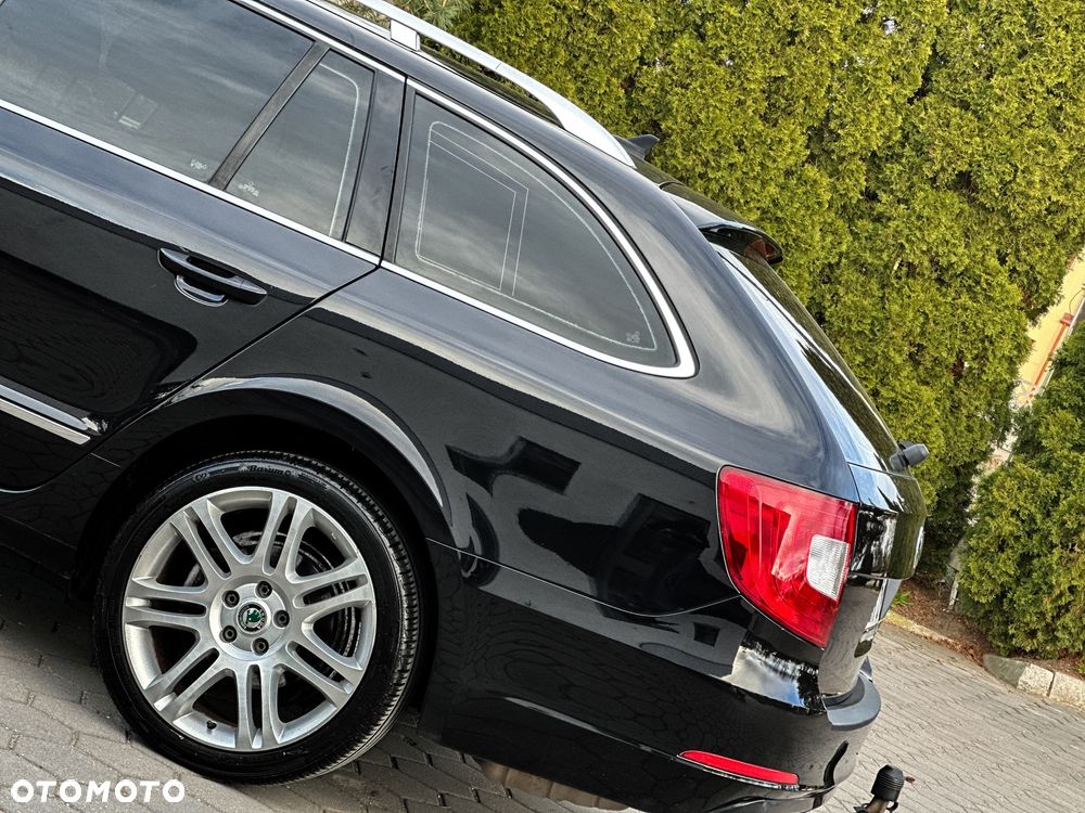 Skoda Superb 2.0 TDI DSG Exclusive - 20
