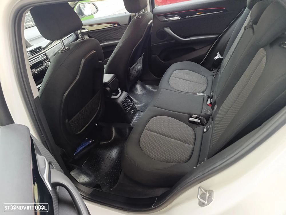 BMW X2 sDrive18d - 12