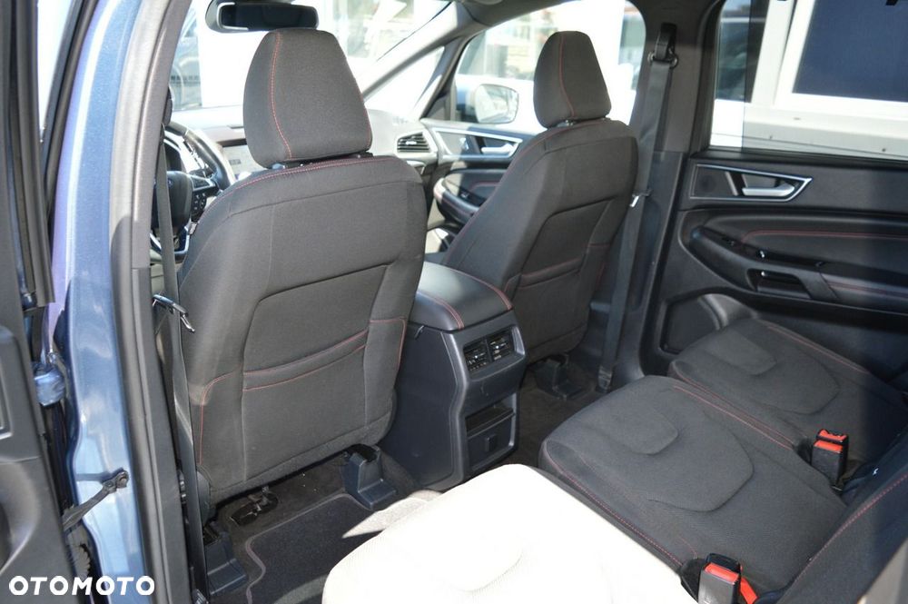 Ford S-Max - 33