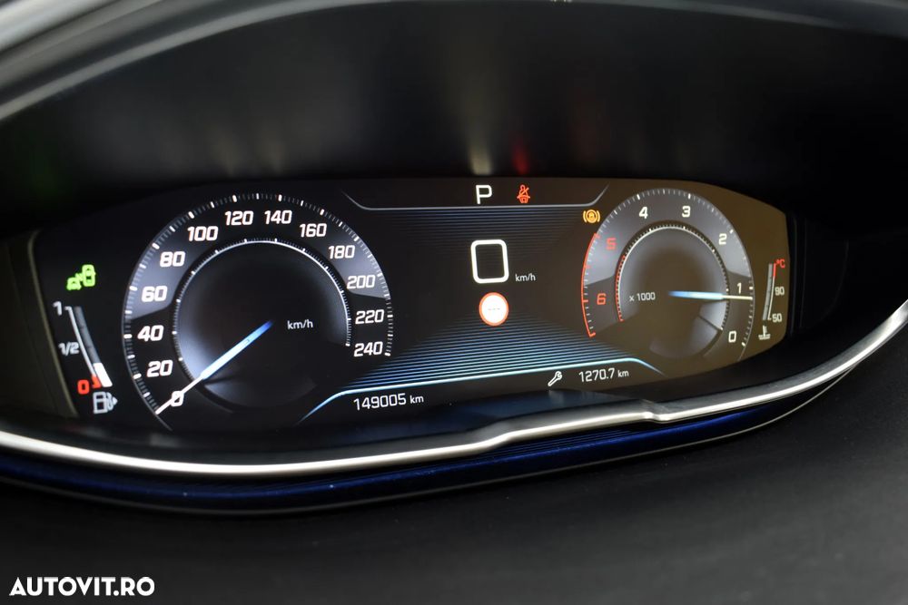 Peugeot 5008 BlueHDI 130 EAT8 Allure - 33