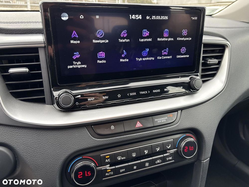 Kia Ceed 1.5 T-GDI M DCT - 24
