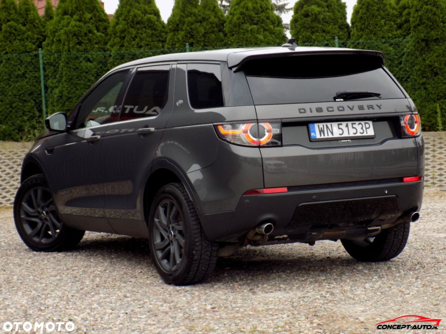 Land Rover Discovery Sport - 11