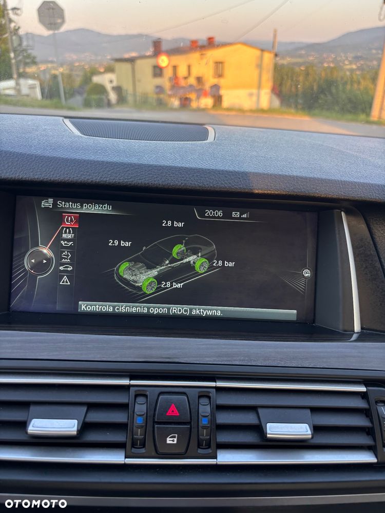 BMW Seria 5 530d xDrive Luxury Line - 21