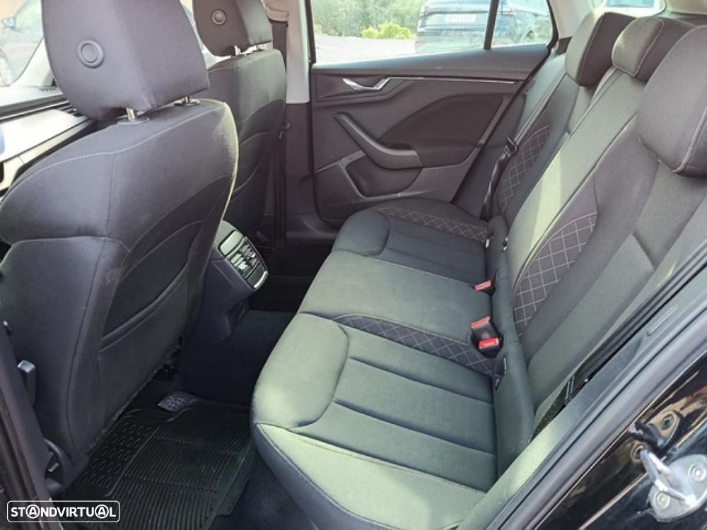 Skoda Kamiq 1.0 TSI DSG - 3