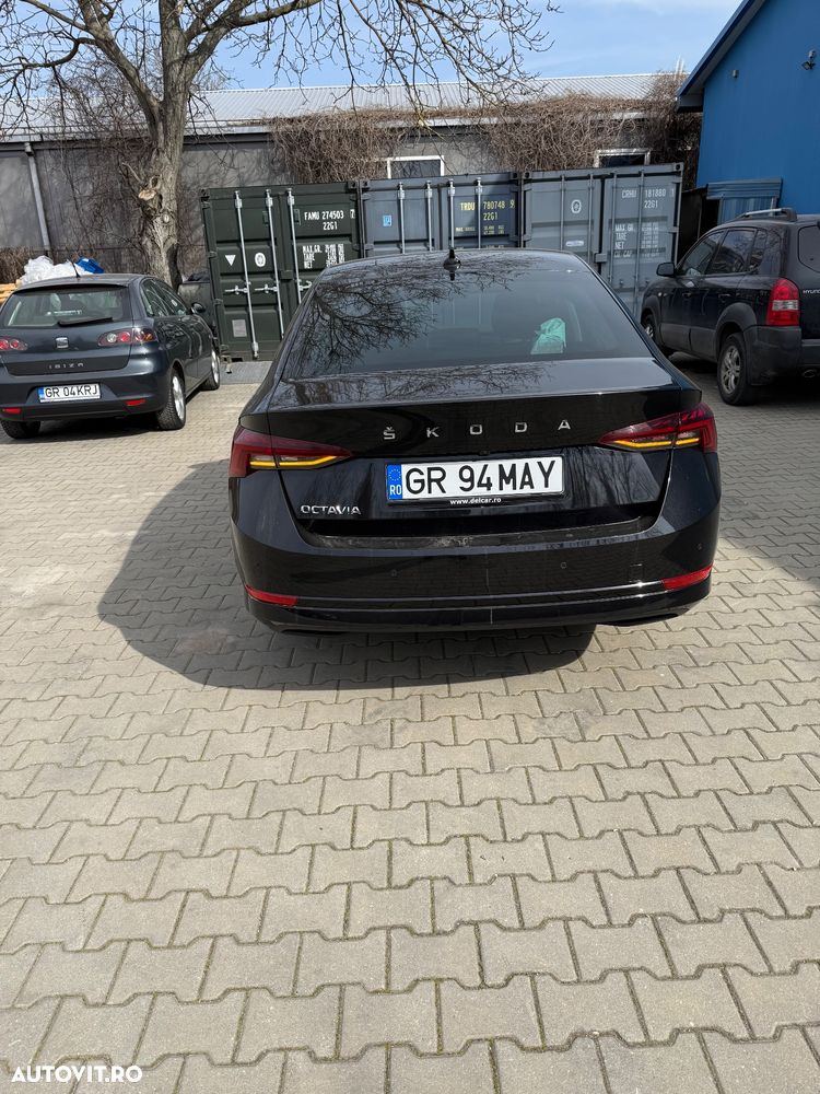 Skoda Octavia 2.0 TDI DSG Style - 6