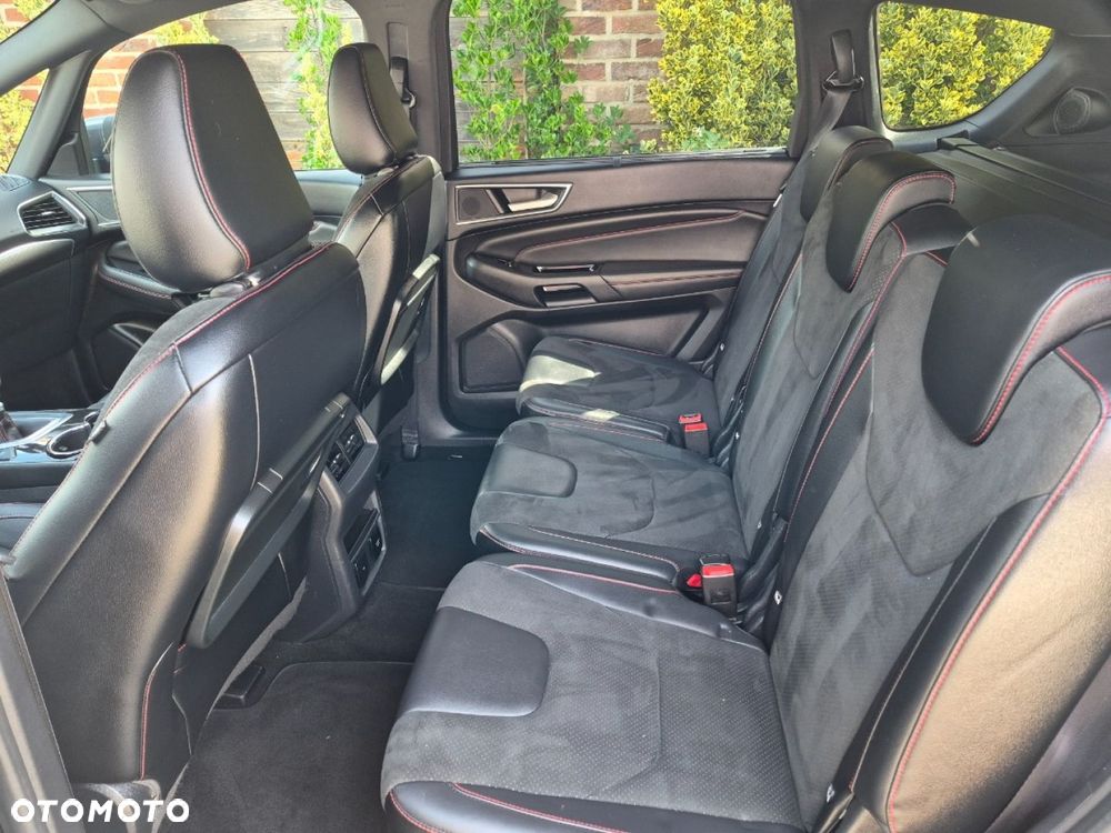 Ford S-Max - 8